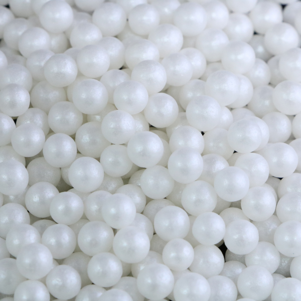 Pearls L White