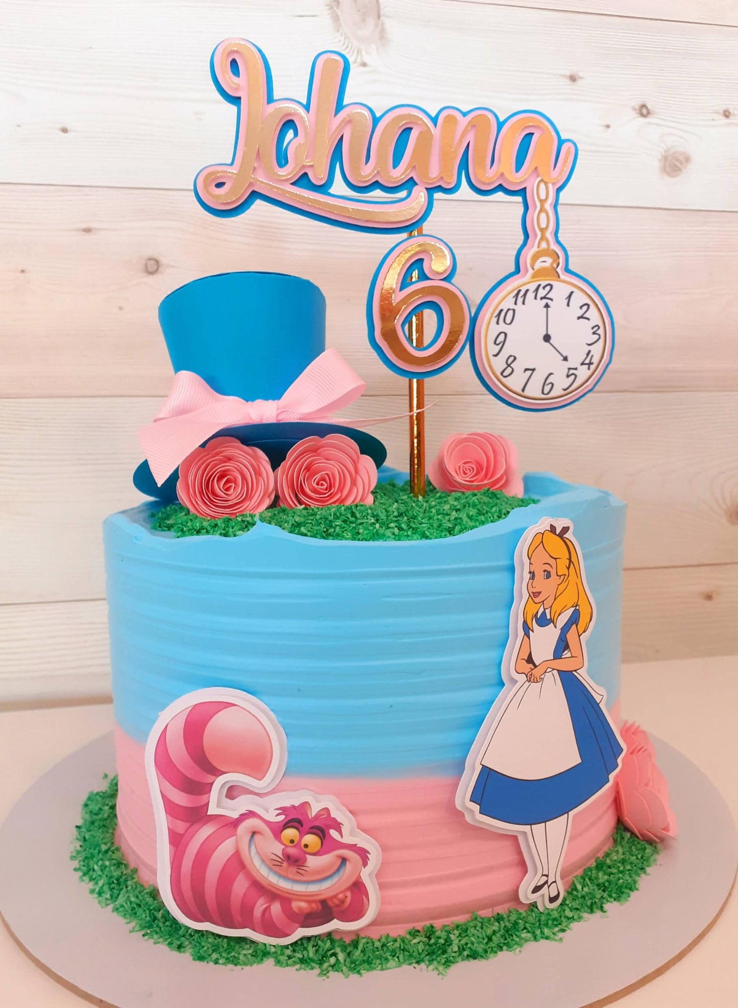 Topo de Bolo 4D Personalizado - Alice no Pais das Maravilhas