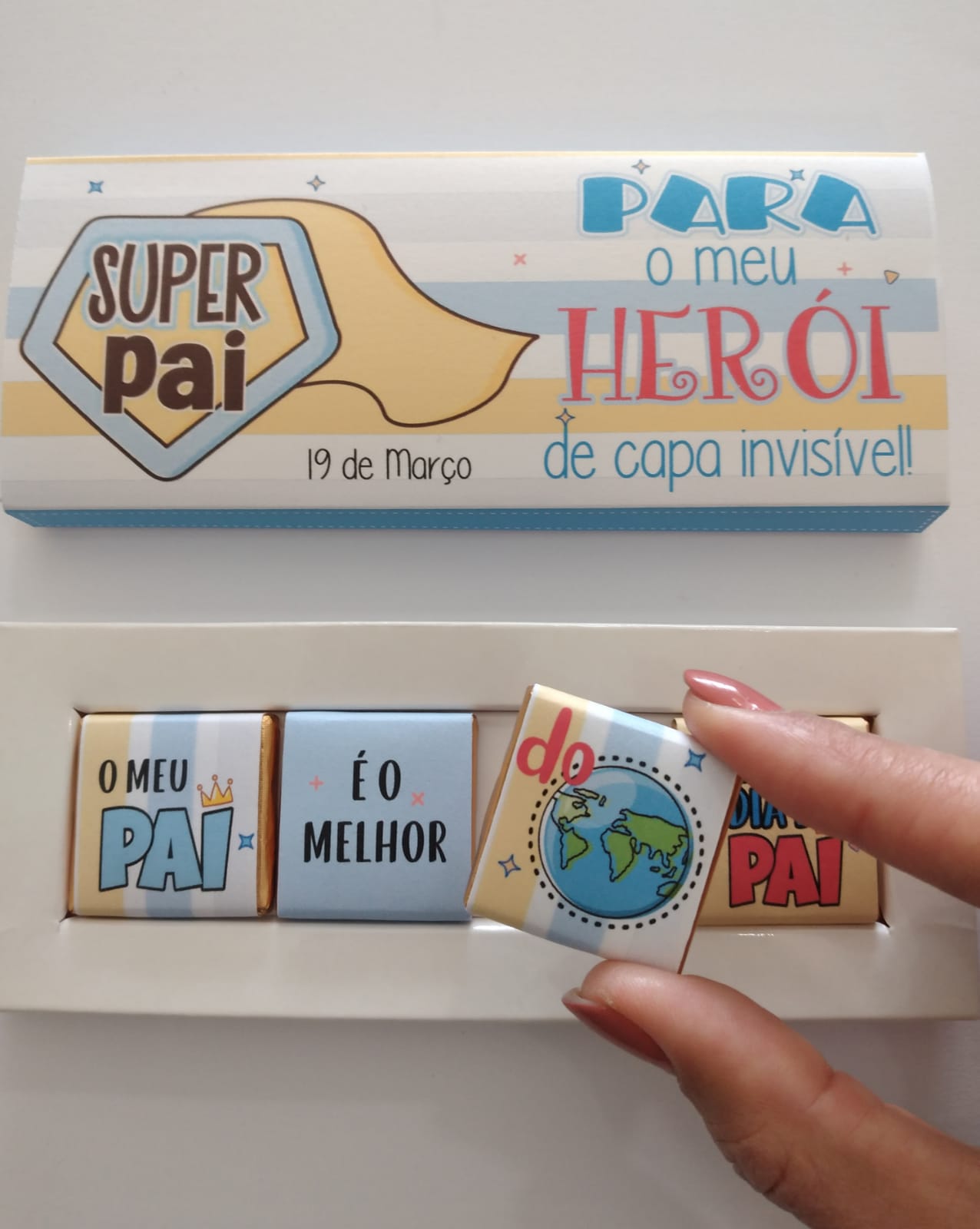 Caixa Retangular de 4 Napolitanas - Dia do Pai