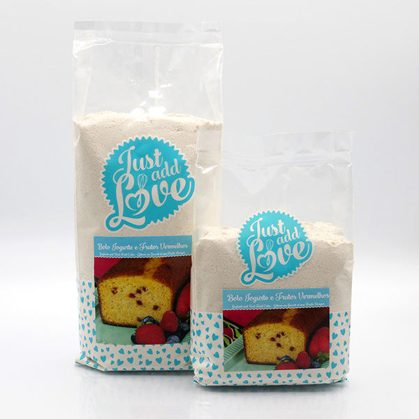 Bolo Iogurte e Frutos Silvestres 500g